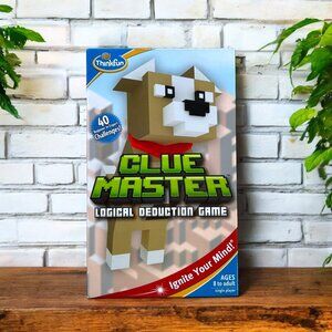 ThinkFun Clue Master Logical Deduction Game Magnetic 40 Challenges 8